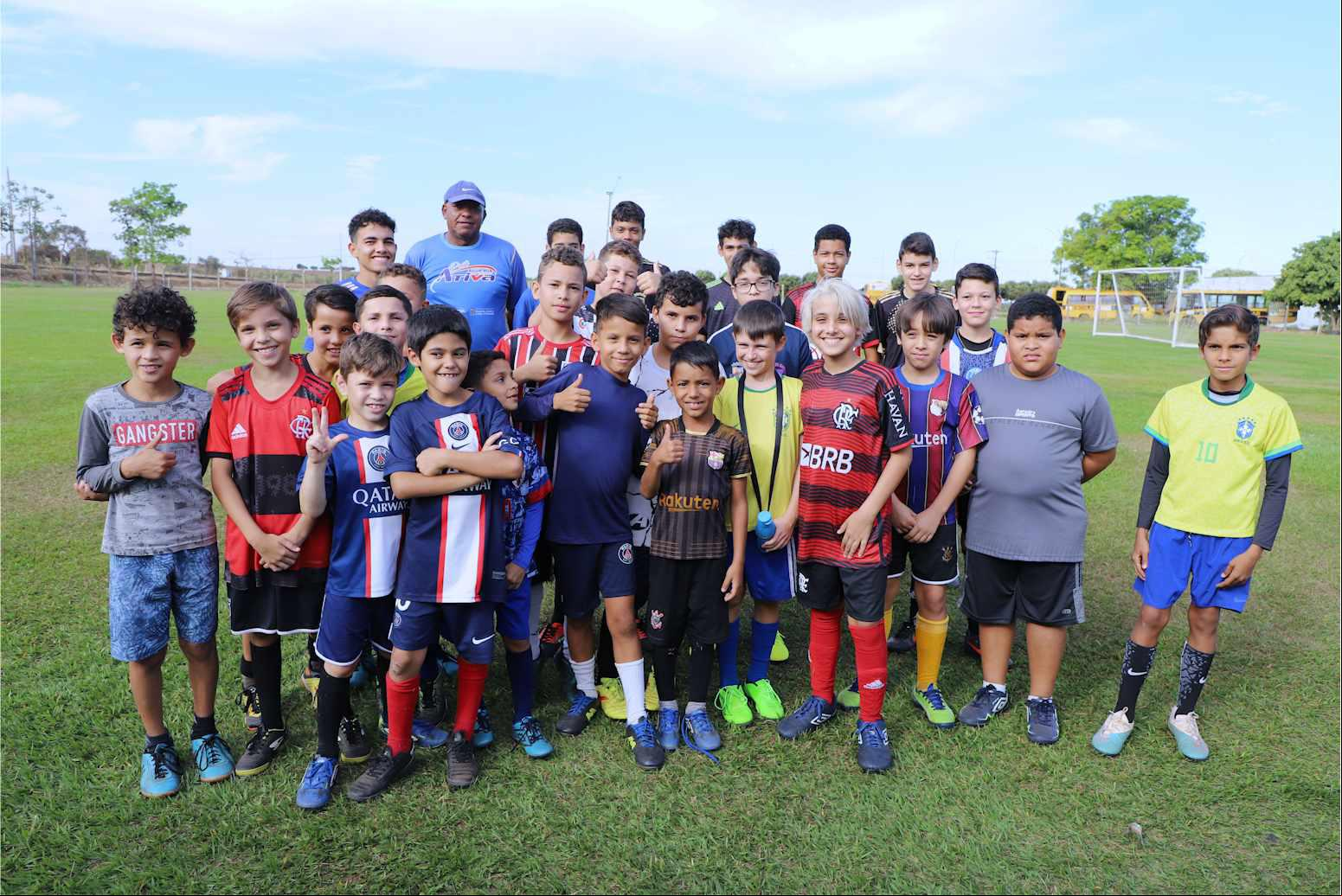 Escolinha de Futebol da Secretaria Municipal em Água Boa: aulas gratuitas para crianças e jovens