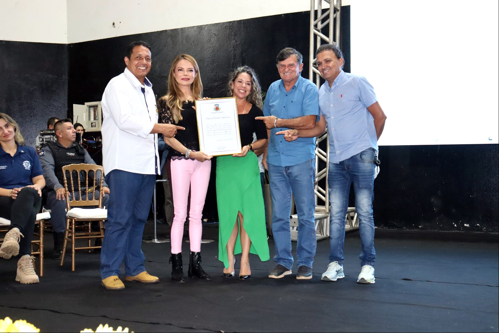 Câmara Municipal de Água Boa homenageia Primeira-Dama de Mato Grosso, Virginia Mendes, e Secretária Grasielle Bugalho com Títulos de Cidadã Águaboense