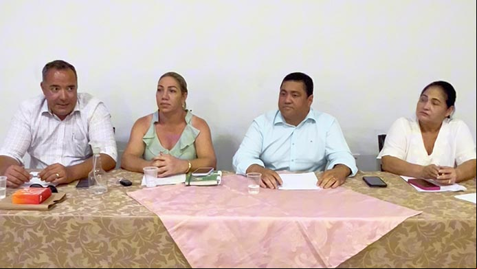 Prefeito Márcio 'Baco' Aguiar fala sobre o transporte escolar - veja vídeo