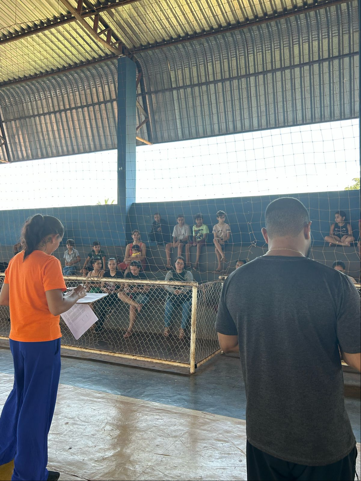 Esporte em Ribeirão Cascalheira: escolinha inicia atividades com futebol, futsal e vôlei