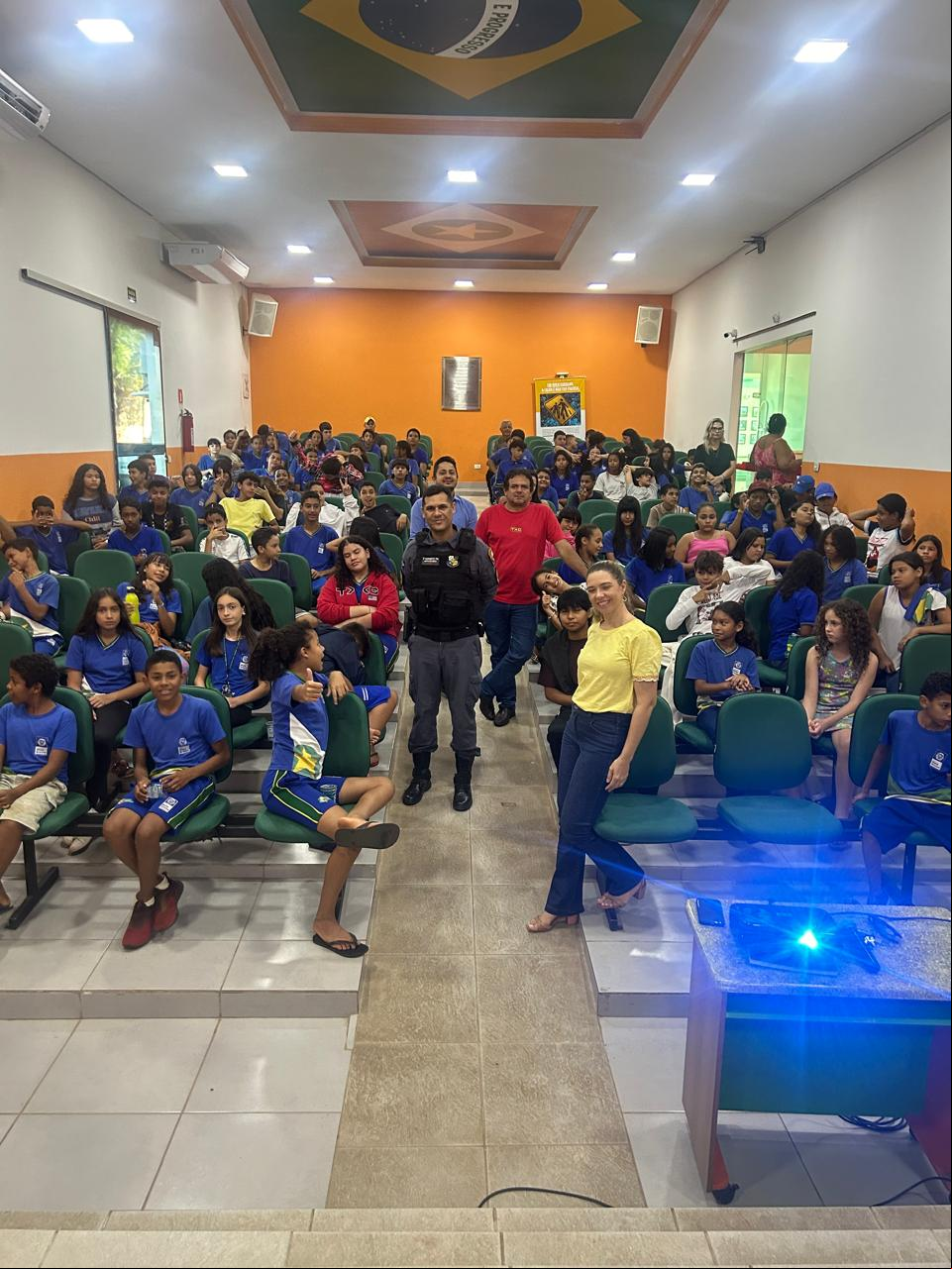 Palestras do Proerd no Maio Amarelo